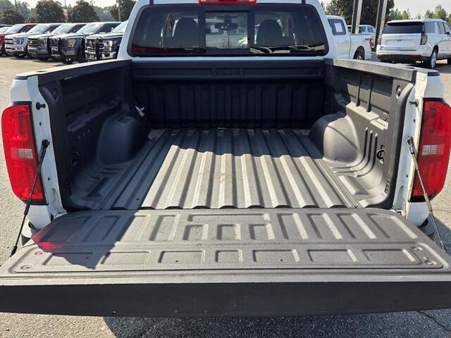 Used 2019 Chevrolet Colorado Z71 RWD image 12