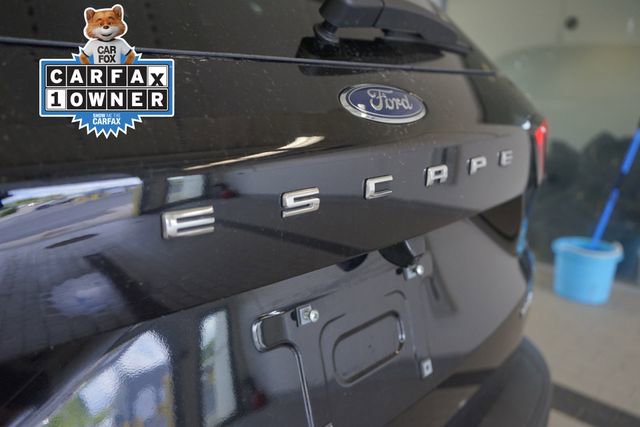 Certified 2025 Ford Escape ST-Line AWD/4WD image 13
