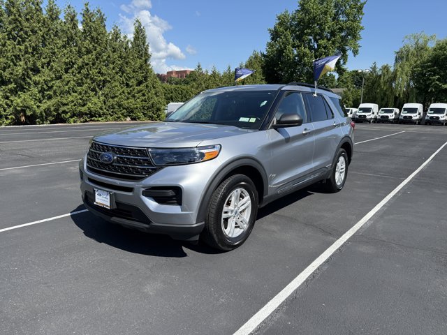 Certified 2023 Ford Explorer XLT AWD/4WD image 2