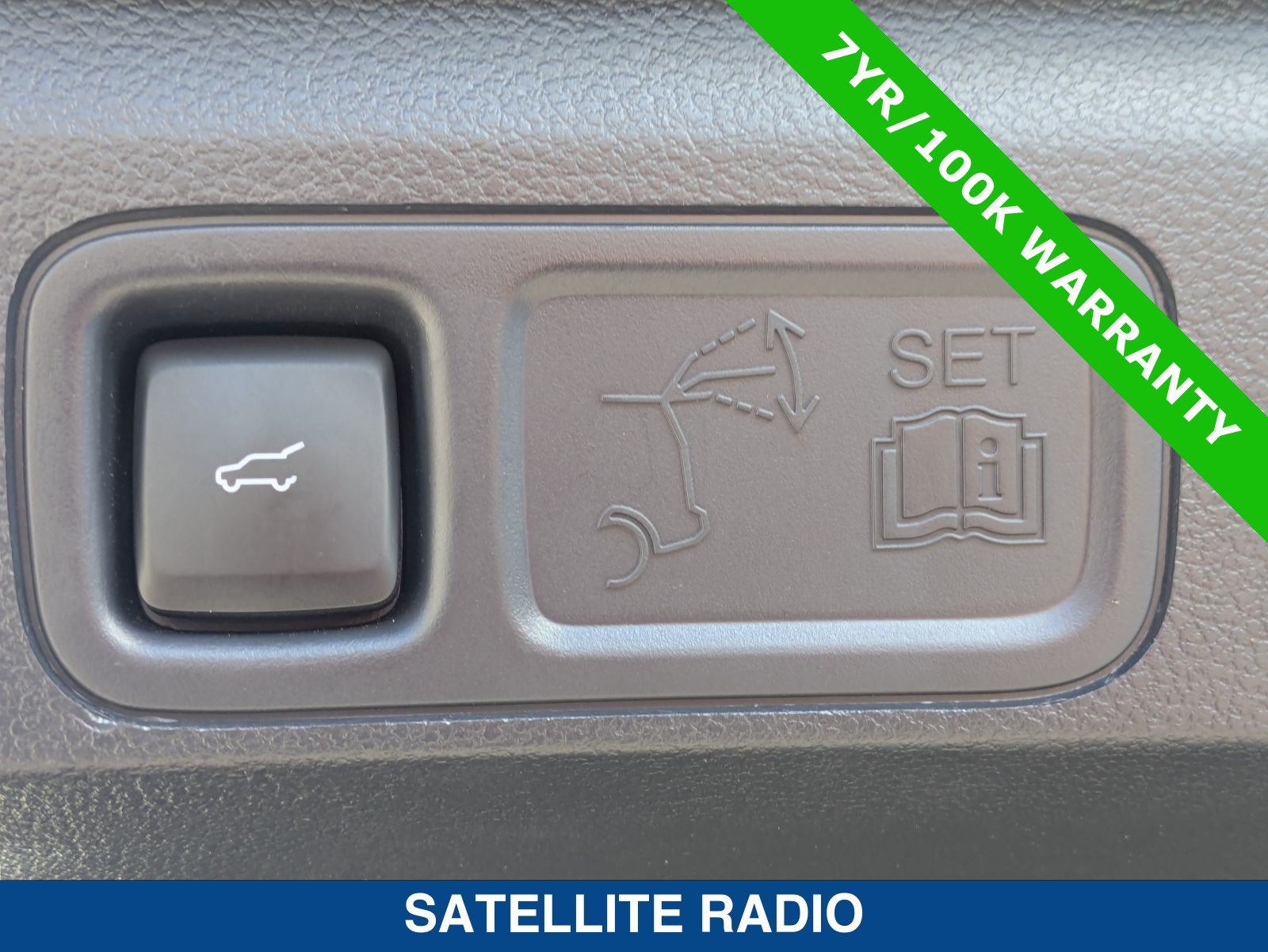 Certified 2024 Ford Expedition XLT RWD image 15