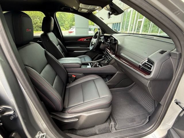 Used 2025 Chevrolet Traverse Z71 w/ LPO, Cargo Package AWD/4WD image 20