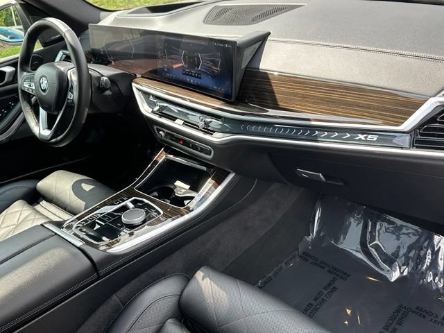 Used 2025 BMW X5 xDrive40i AWD/4WD image 9