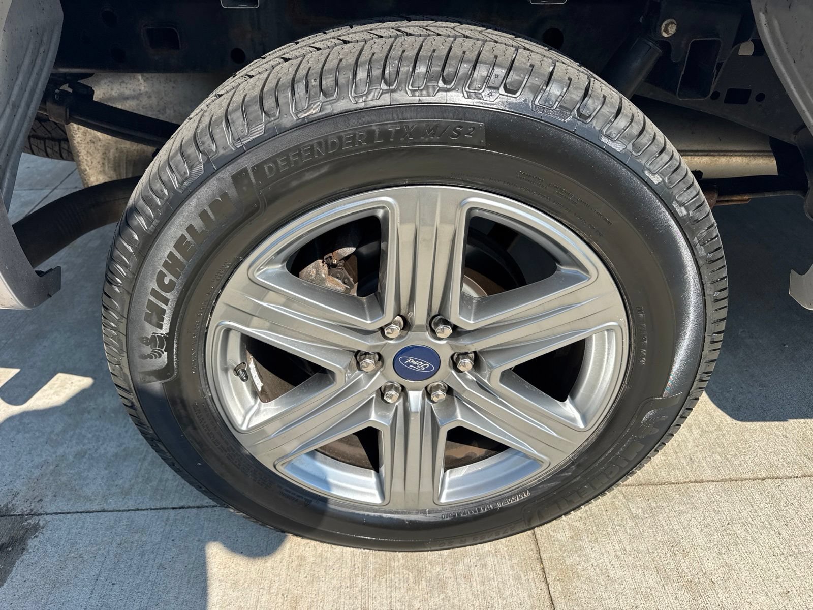 Certified 2019 Ford F150 Lariat w/ Equipment Group 502A Luxury AWD/4WD image 21