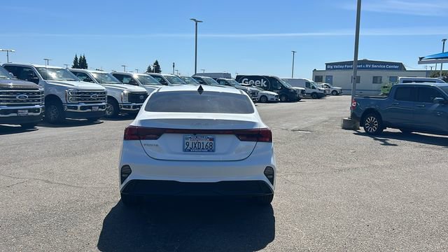 Used 2024 Kia Forte LXS FWD image 4