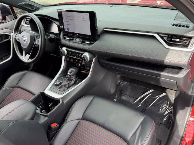Used 2025 Toyota RAV4 XSE w/ Weather Package AWD/4WD image 36