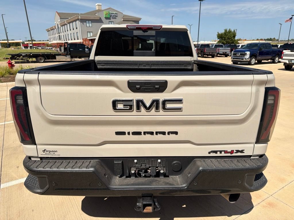 Used 2026 GMC Sierra 2500 AT4X w/ LPO, Black Badging Package AWD/4WD image 6