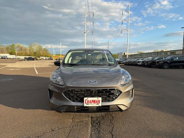 Certified 2022 Ford Escape SE w/ SE Sport Appearance Package image 8