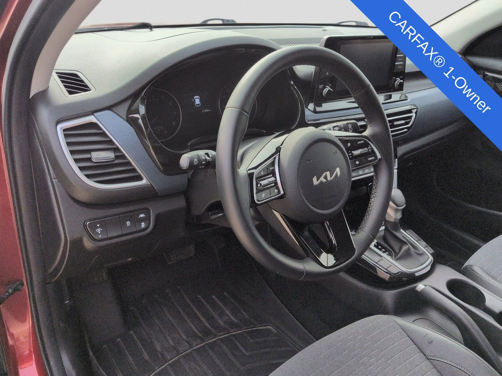 Used 2023 Kia Seltos S image 2