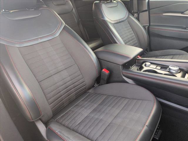 Certified 2025 Ford Explorer ST-Line w/ ST-Line Street Pack image 21