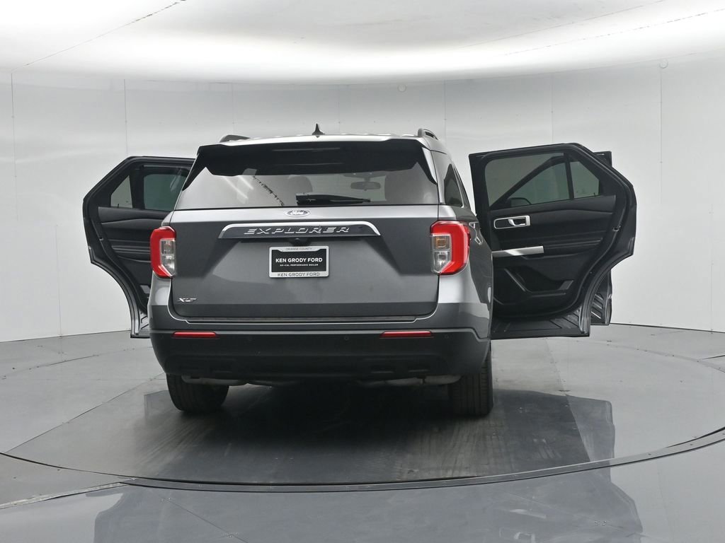 Certified 2023 Ford Explorer XLT image 55