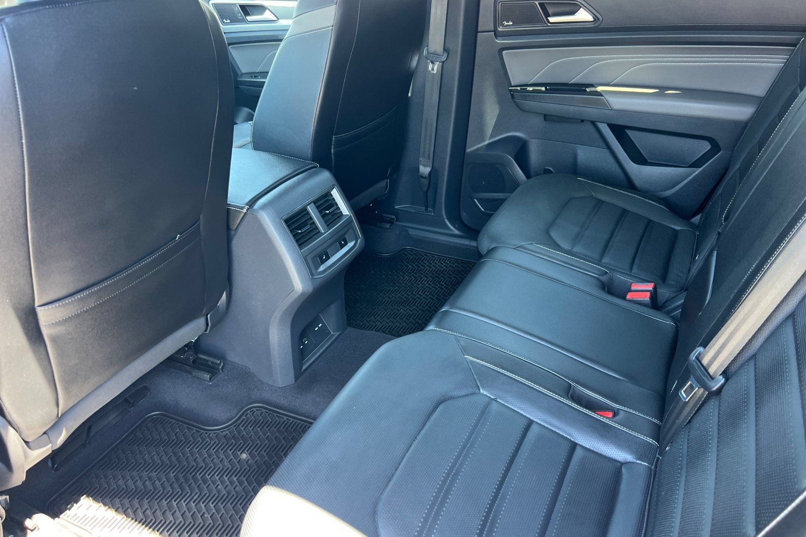 Used 2021 Volkswagen Atlas Cross Sport SEL Premium R-Line AWD/4WD image 13