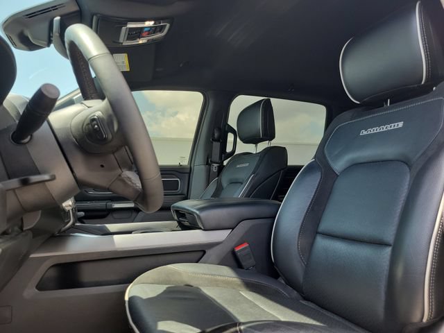 Used 2025 RAM 1500 Laramie w/ Sport Appearance Package AWD/4WD image 21