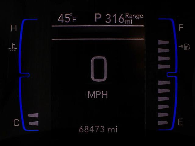 Used 2023 Chrysler Voyager LX FWD image 18