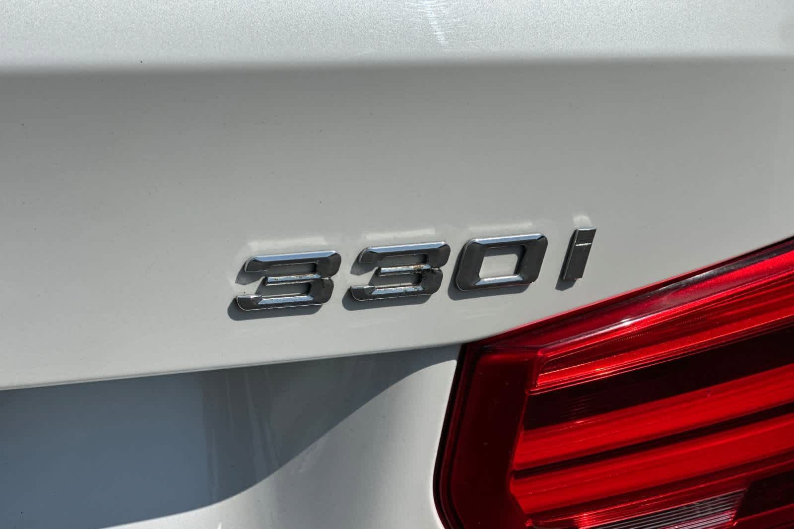 Used 2018 BMW 330i Sedan RWD image 28