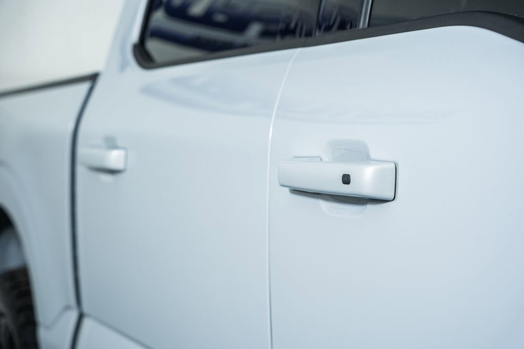 Certified 2022 Ford F150 XLT w/ Equipment Group 302A High image 18