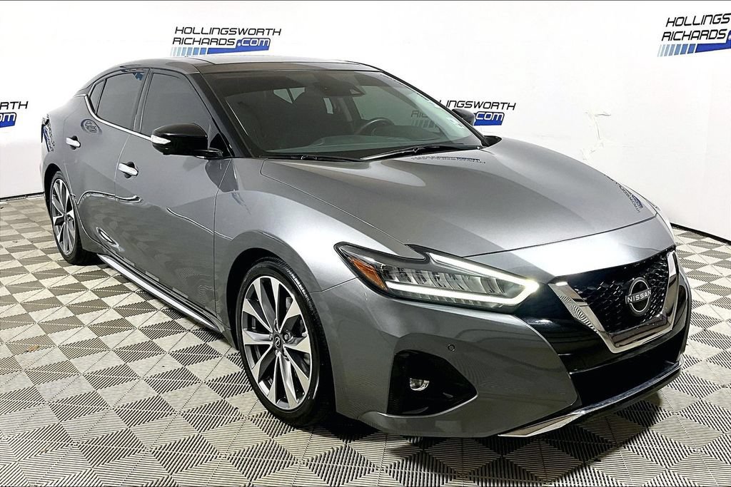 Used 2023 Nissan Maxima Platinum w/ Sport Mat Group FWD image 3