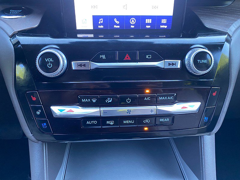 Certified 2023 Ford Explorer Platinum w/ Technology Package AWD/4WD image 54