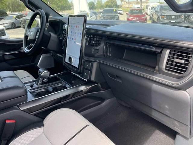 Certified 2025 Ford F150 Lightning Platinum image 38