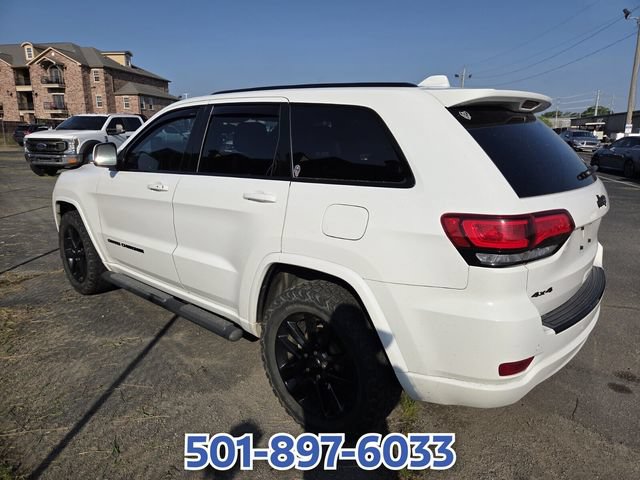 Used 2017 Jeep Grand Cherokee Altitude AWD/4WD image 7