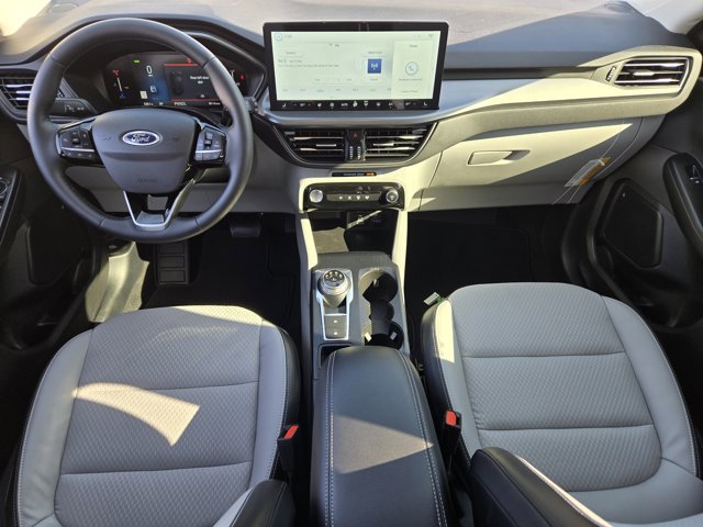 Certified 2025 Ford Escape SE image 25
