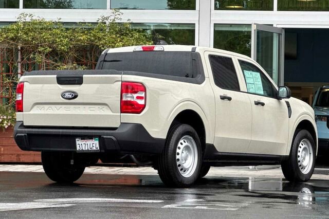 Certified 2025 Ford Maverick XL FWD image 4