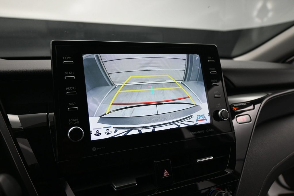 Used 2023 Toyota Camry SE w/ Cold Weather Package FWD image 12