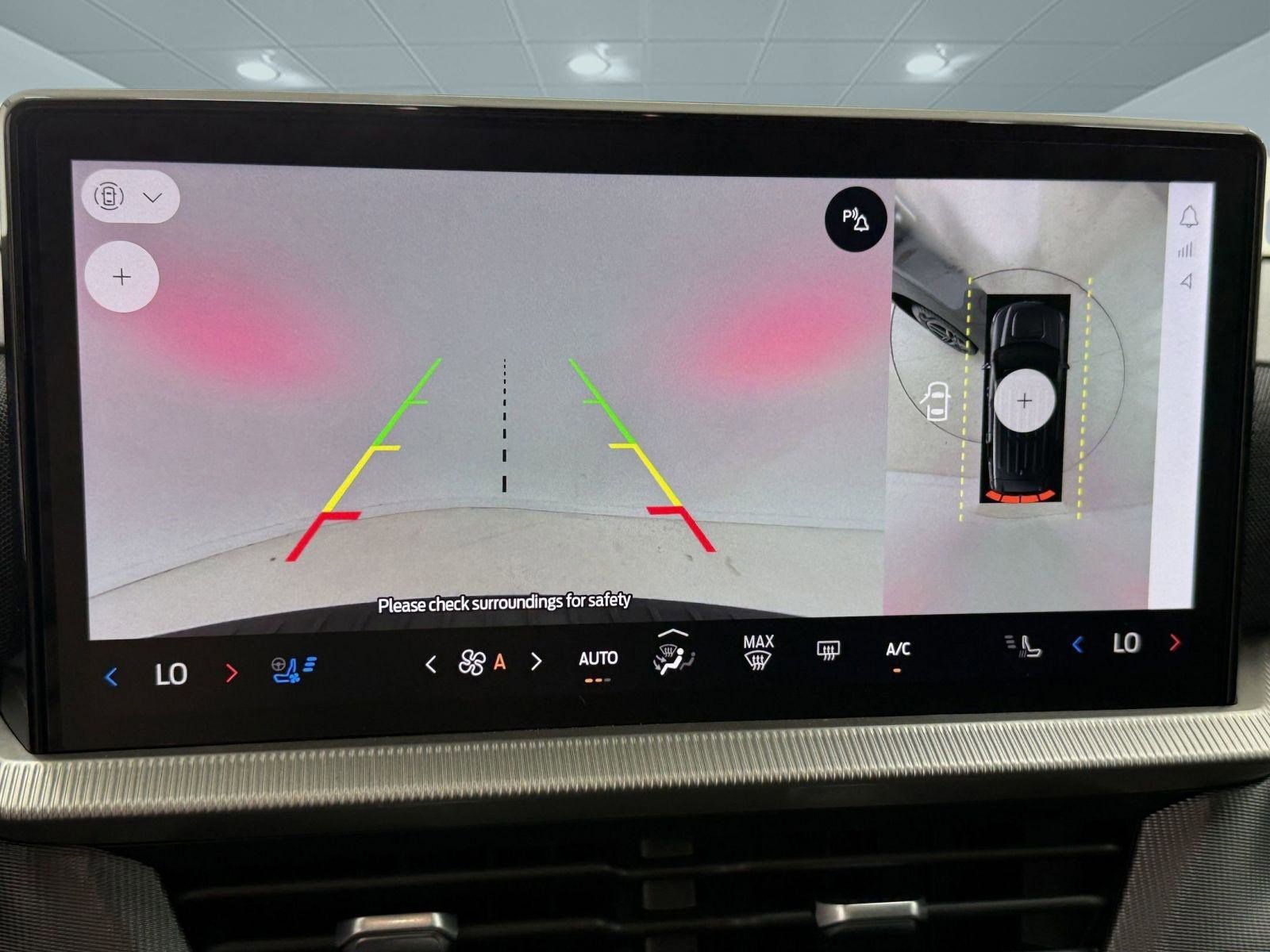 Certified 2025 Ford Explorer ST image 34