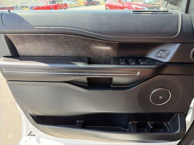 Certified 2021 Ford Expedition Max Limited image 22
