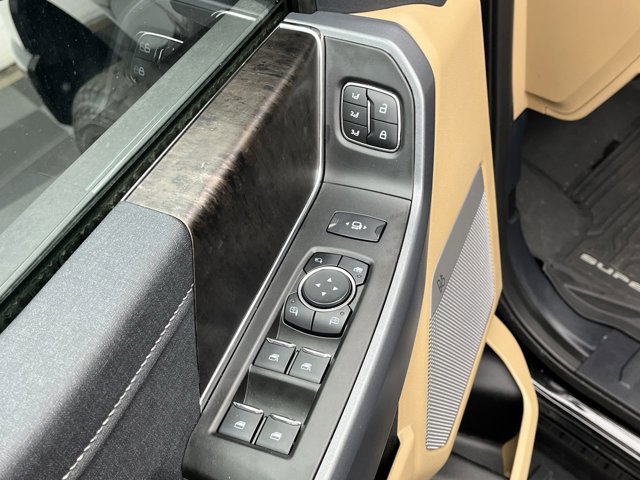 Certified 2024 Ford F250 Lariat w/ Lariat Ultimate Package AWD/4WD image 11