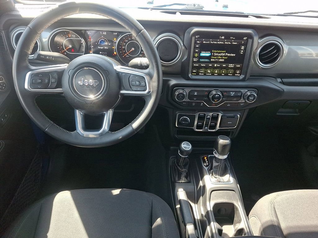 Used 2023 Jeep Gladiator Overland AWD/4WD image 11