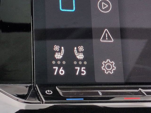 Used 2024 Volkswagen Atlas Cross Sport SE image 24