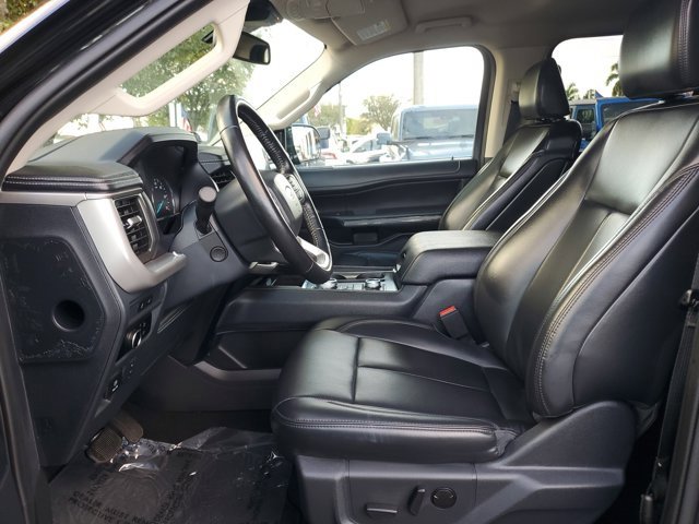 Certified 2024 Ford Expedition XLT image 13