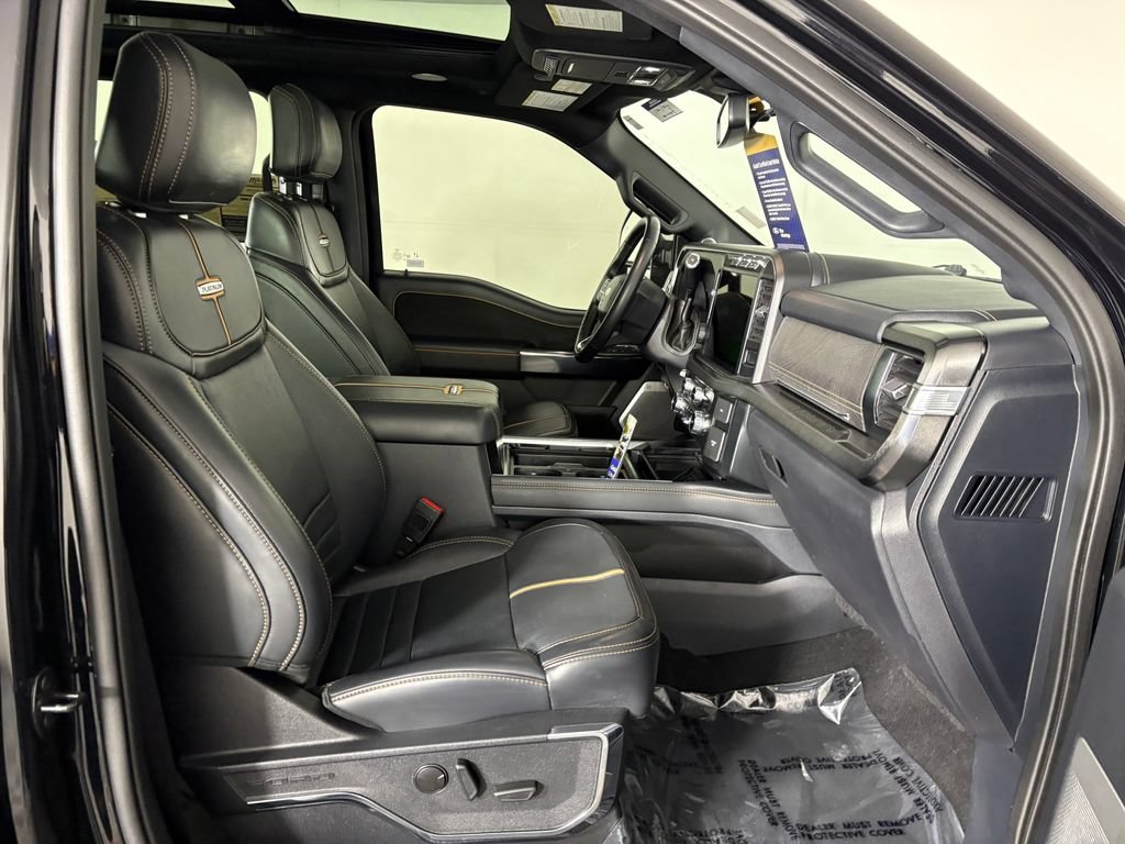 Certified 2023 Ford F350 Platinum w/ FX4 Off-Road Package AWD/4WD image 38