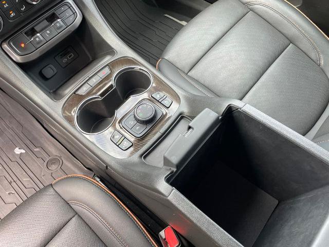 Used 2023 GMC Acadia AT4 w/ Preferred Package AWD/4WD image 9