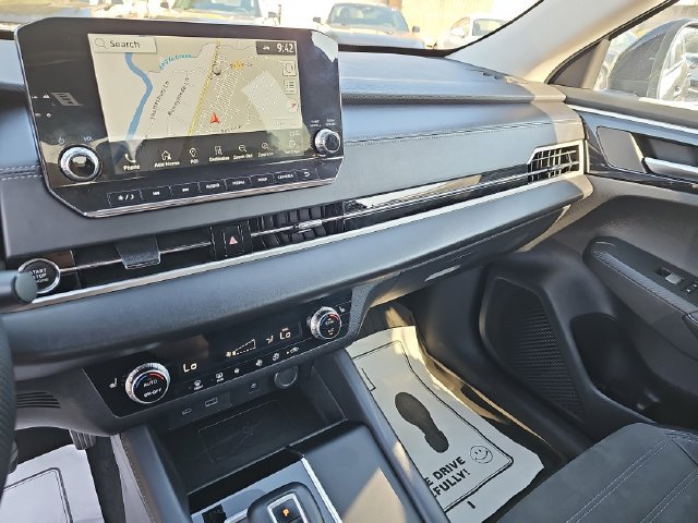 Used 2024 Mitsubishi Outlander SE FWD image 23