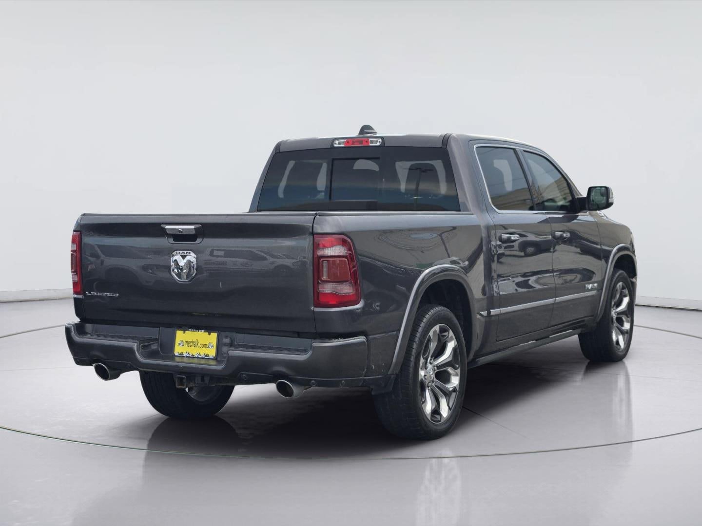 Used 2020 RAM 1500 Limited w/ Advanced Safety Group RWD image 8