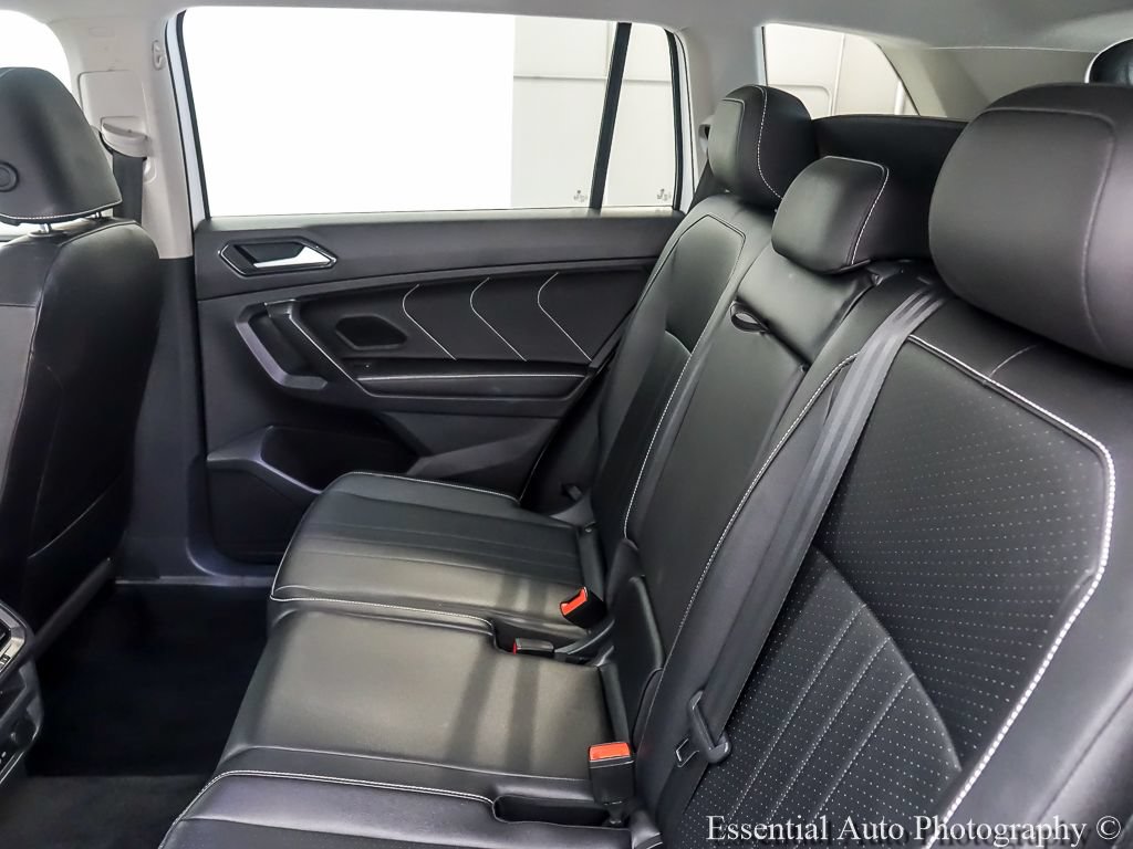 Used 2022 Volkswagen Tiguan SE AWD/4WD image 11