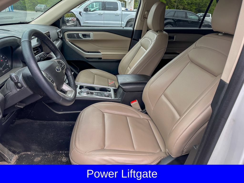 Certified 2023 Ford Explorer XLT w/ Equipment Group 202A AWD/4WD image 7