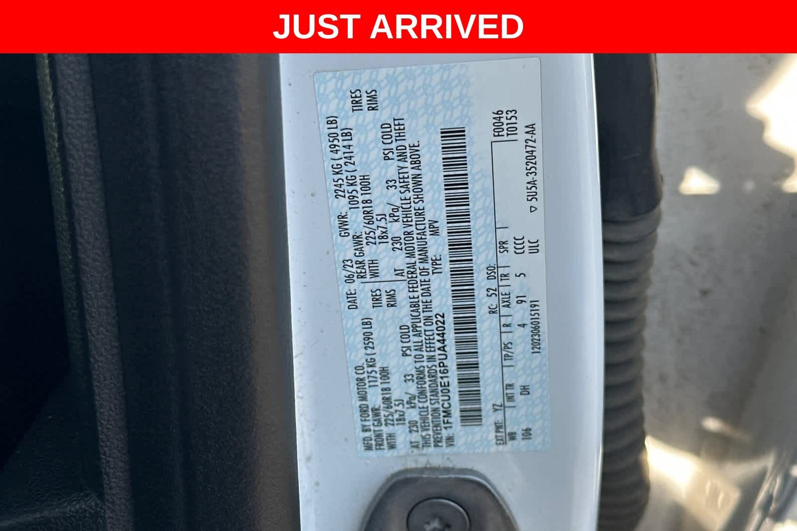 Certified 2023 Ford Escape SE w/ PHEV Premium Package FWD image 30