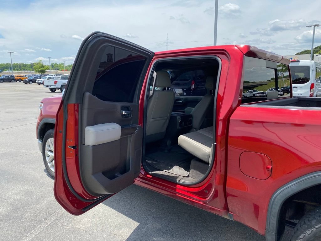 Used 2022 GMC Sierra 1500 SLT w/ SLT Premium Package AWD/4WD image 28