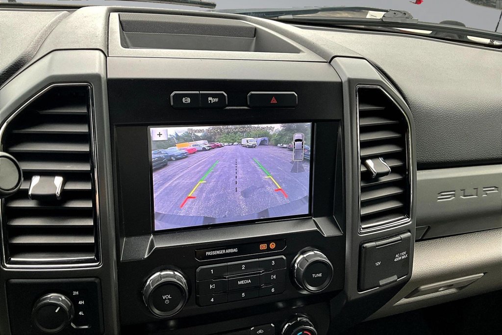 Certified 2019 Ford F450 XLT w/ XLT Premium Package AWD/4WD image 18