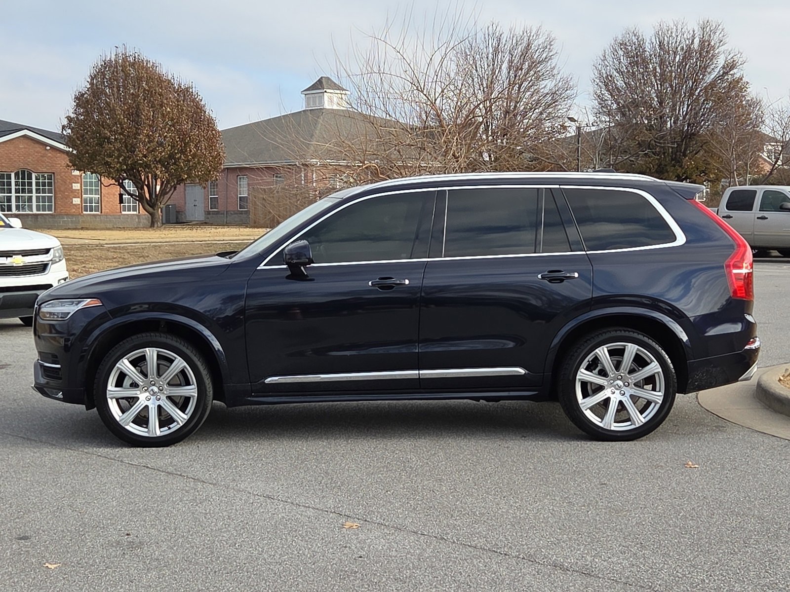 Used 2019 Volvo XC90 T6 Inscription w/ Protection Package Premier image 3