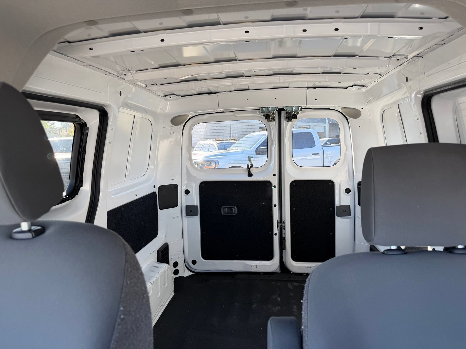 Used 2018 Nissan NV200 SV w/ Navigation Package FWD image 12