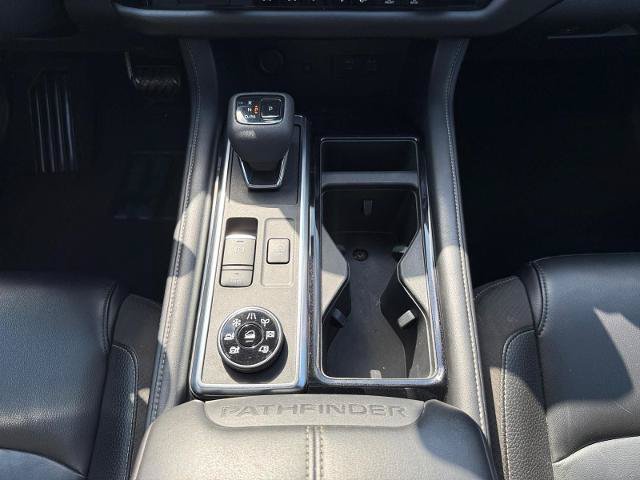 Used 2023 Nissan Pathfinder SL w/ SL Premium Package AWD/4WD image 15
