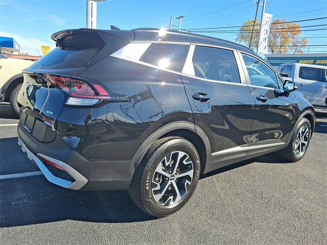 Used 2024 Kia Sportage EX w/ EX Premium Package image 4