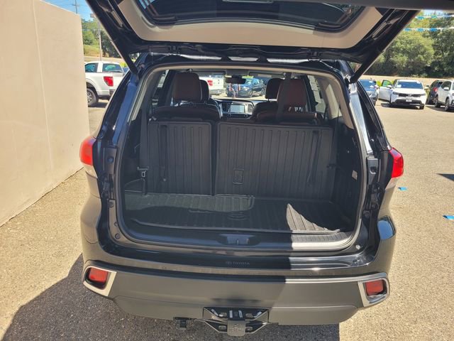 Used 2018 Toyota Highlander Limited AWD/4WD image 8
