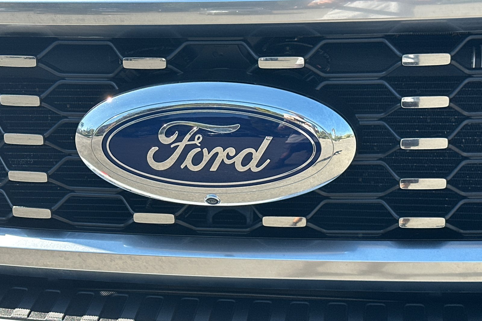 Certified 2026 Ford F450 Platinum w/ FX4 Off-Road Package AWD/4WD image 47