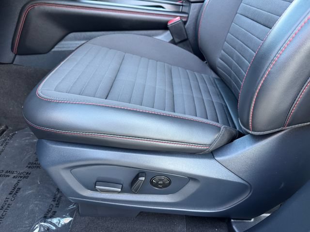 Certified 2025 Ford Explorer ST-Line w/ Premium Package RWD image 15
