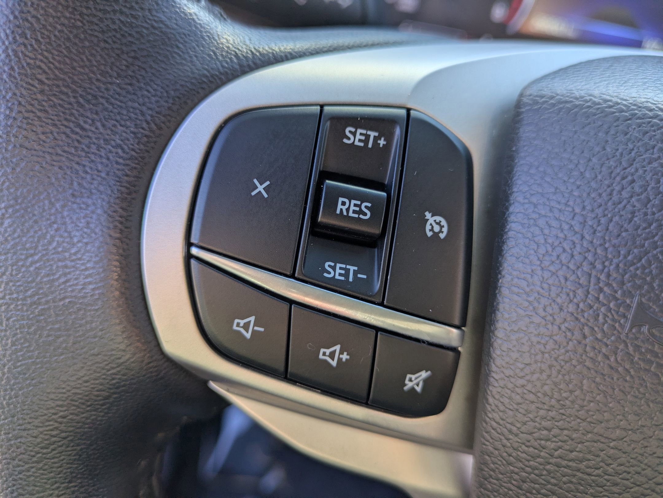 Certified 2023 Ford Explorer XLT w/ Equipment Group 202A image 16