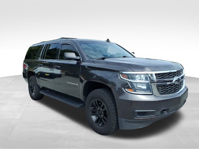 Used 2018 Chevrolet Suburban LT AWD/4WD image 16